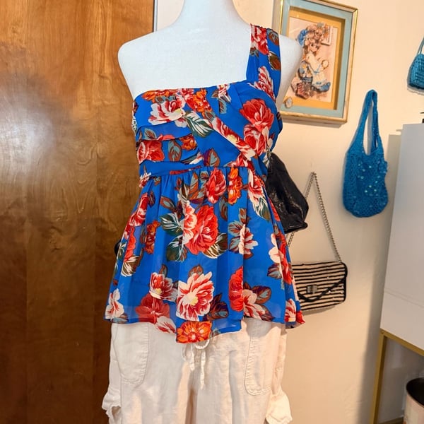 ASTR The Label Blue Floral One Shoulder Peplum Top S