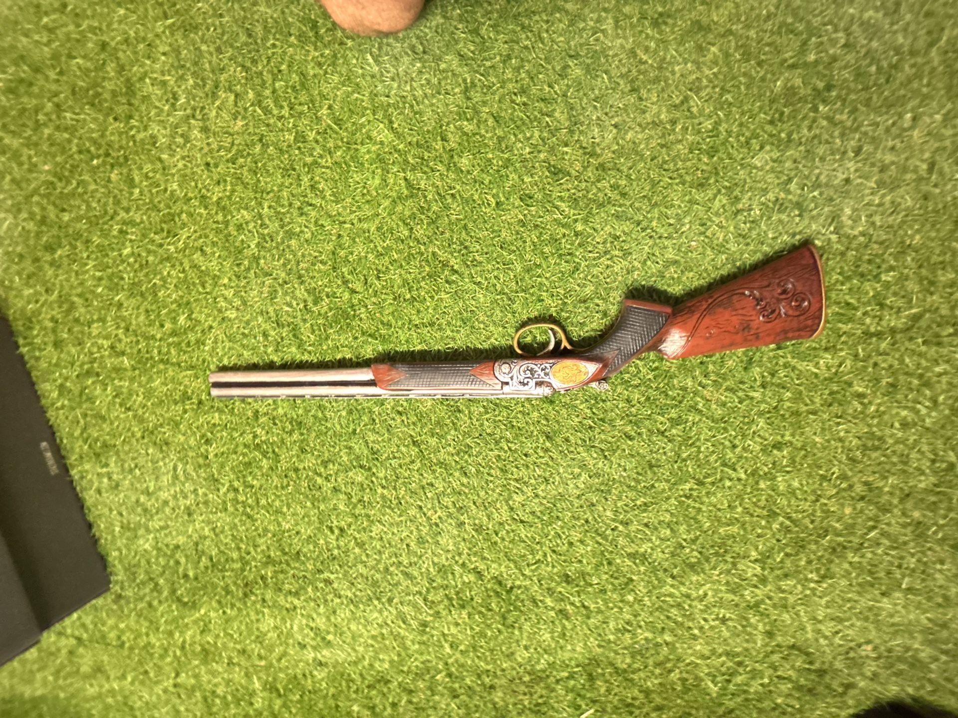 Decorative Wooden Double Barrel Shotgun Wall Mount Display Prop 1