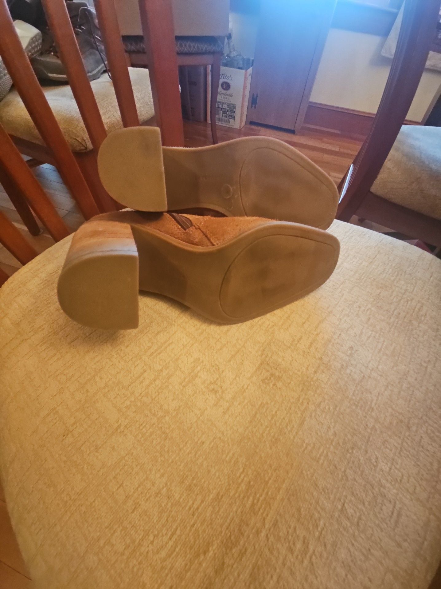 Lucky Brand Pellyon Suede Almond Toe Ankle Booties Camel womens Size 6.5M 5