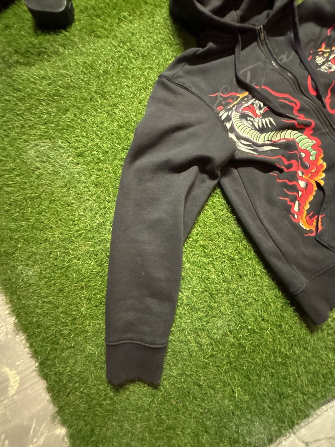 Product thumbnail 4