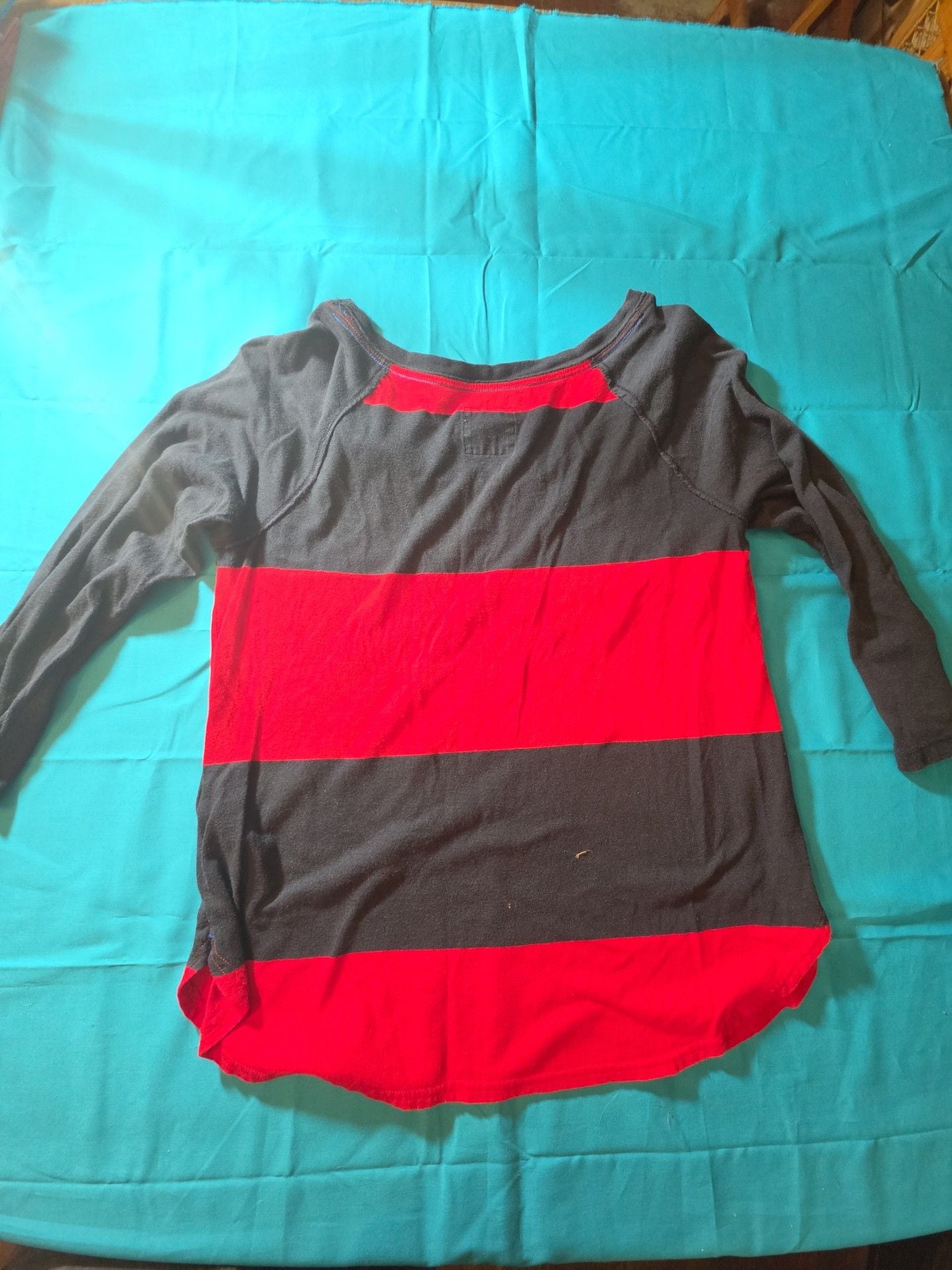 Hollister Red and Navy Blue Striped Long Sleeve Scoop Neck Top Size L 5