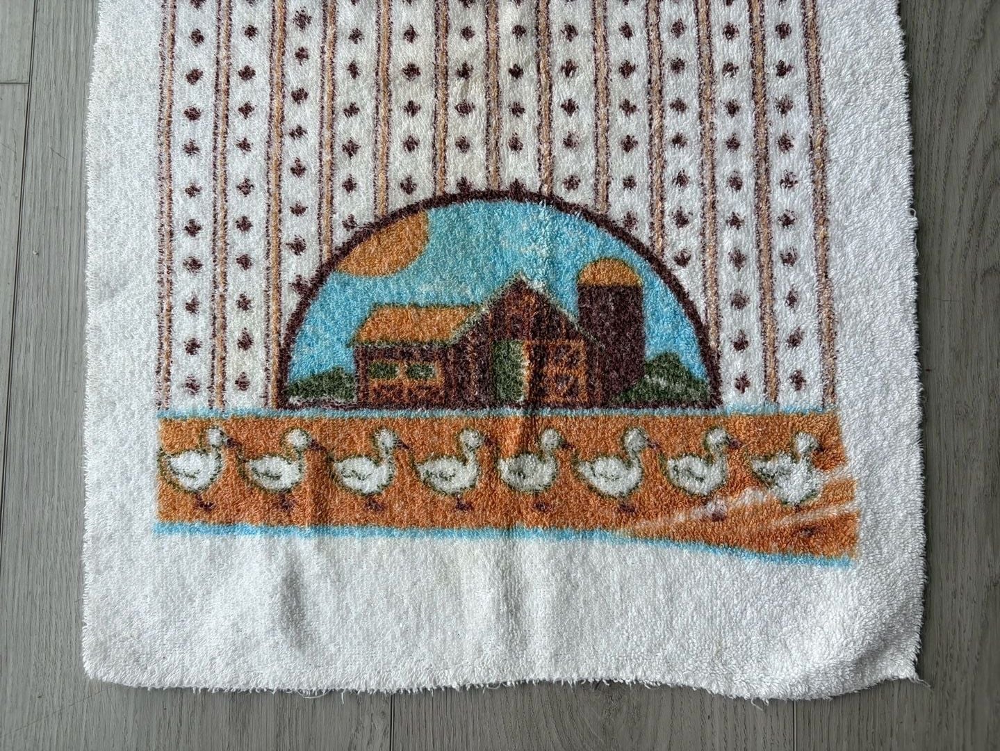 Vintage Country Kitchen Hand Towel Farmhouse Barn Goose 2