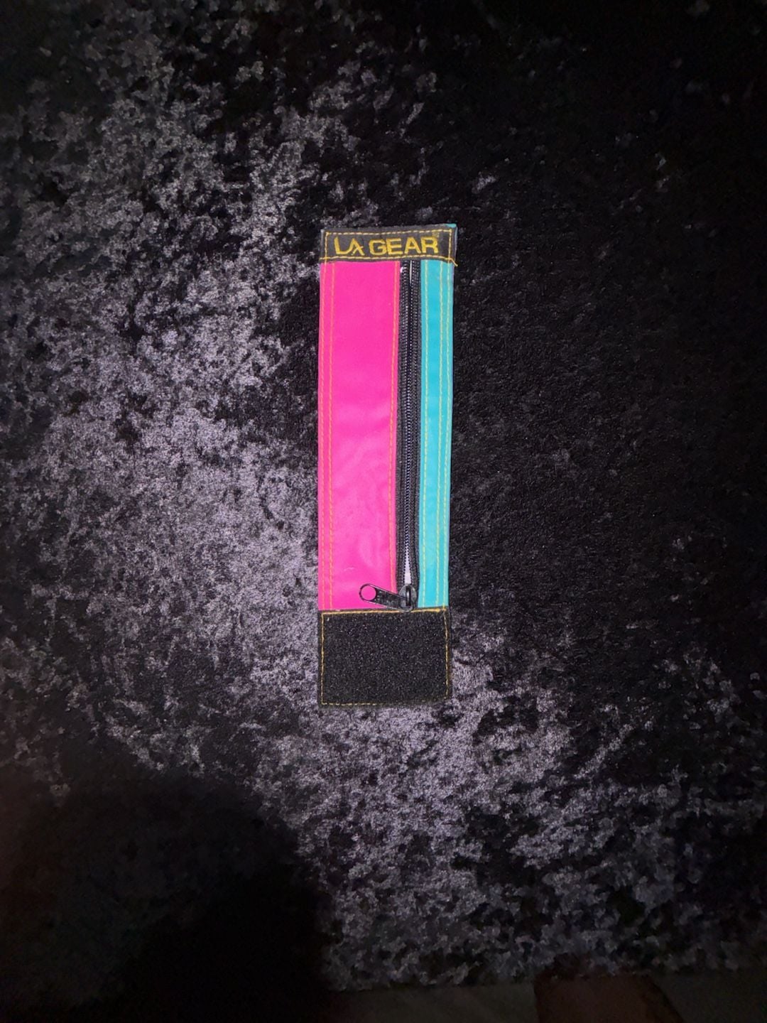Vintage LA Gear retro neon zippered wrist wallet band. 3