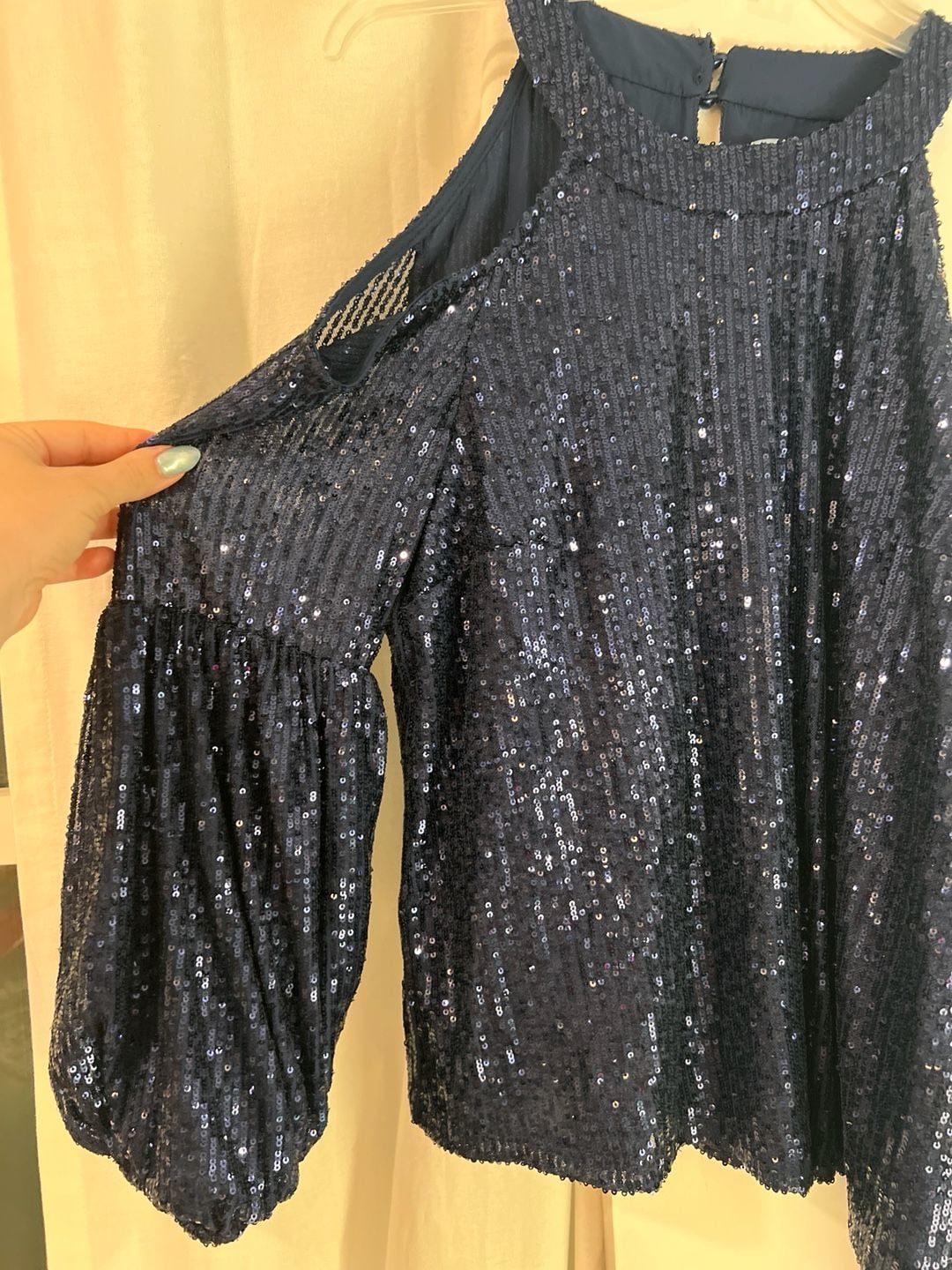 NWT CeCe Navy Blue Cold Shoulder Sequin Top 4