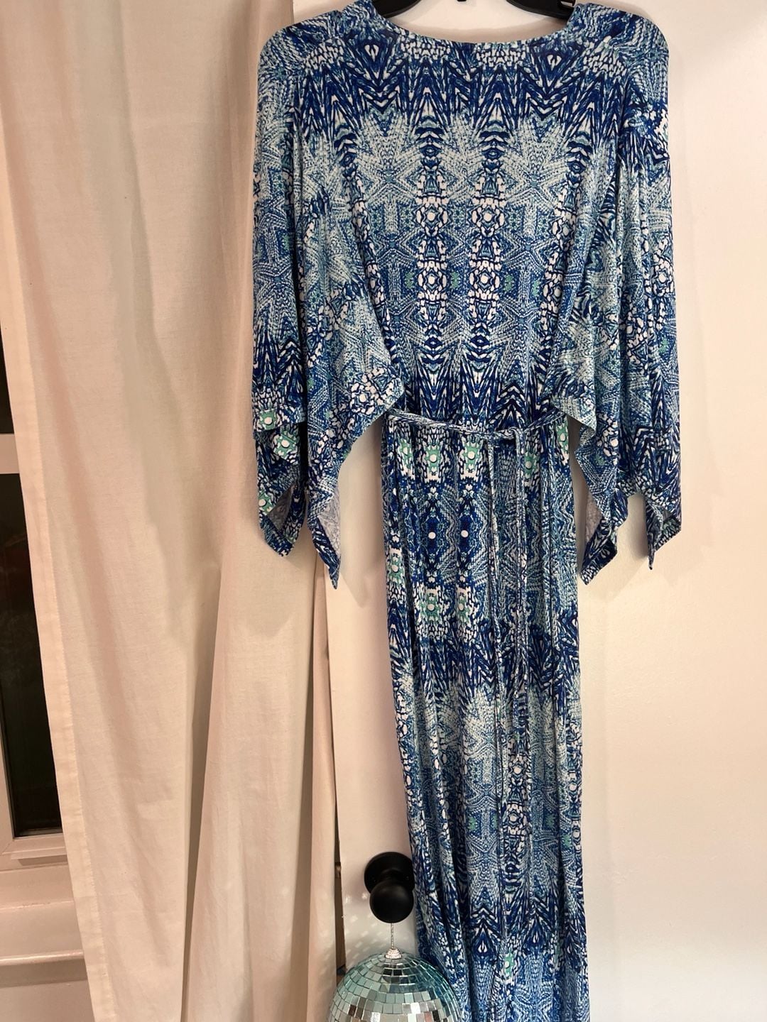 Kyle by Kyle Richards Blue Printed Beaded V-Neck Long Sleeve Maxi Dress Size L 8