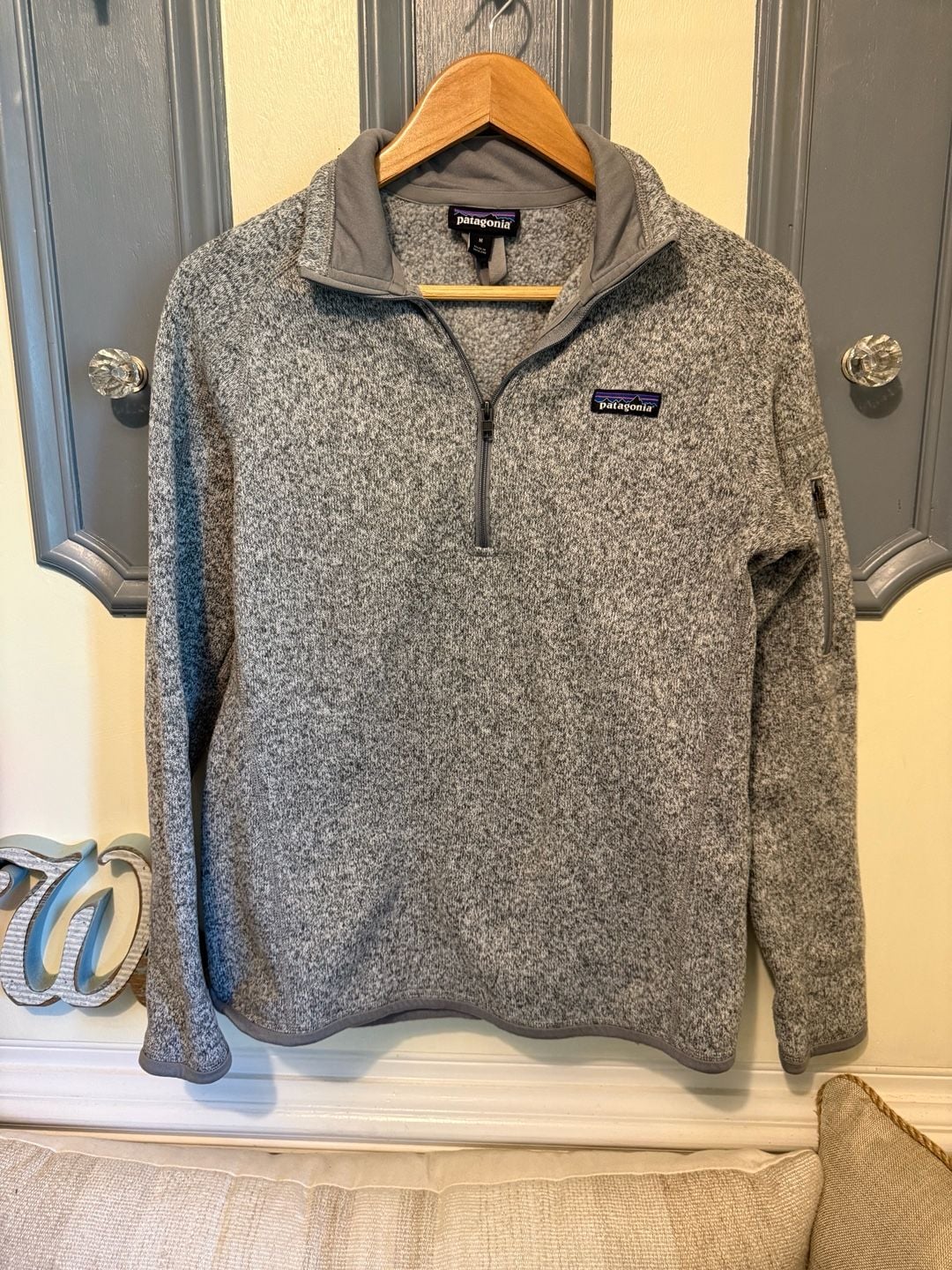 Patagonia quarter zip women's S (4-6) 2