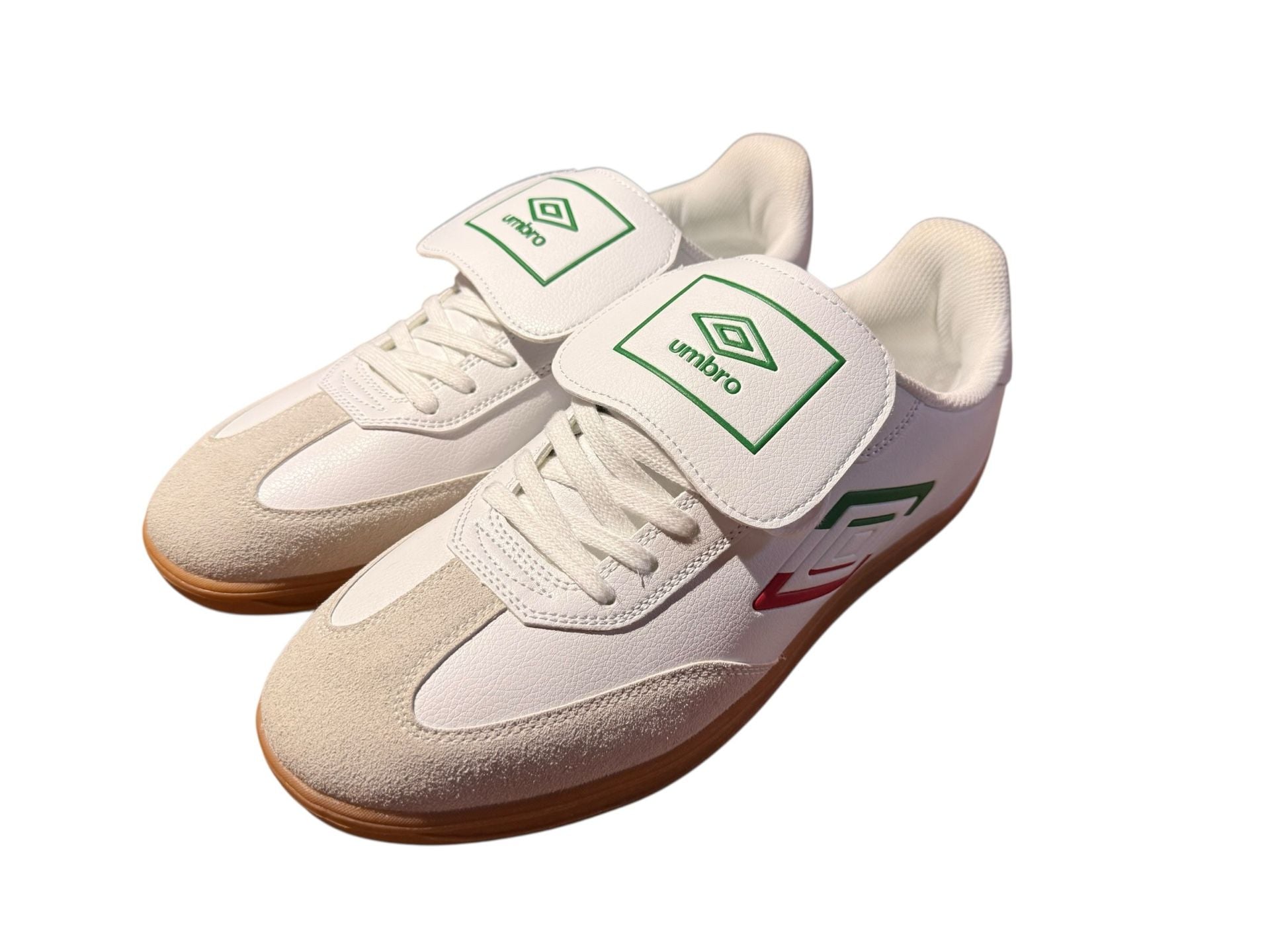 UMBRO-TX Men's White Green Red Gum Sole Indoor Soccer Sneakers Size 12 9