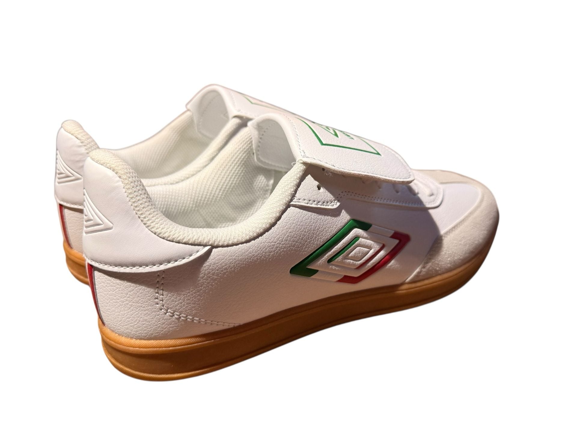 UMBRO-TX Men's White Green Red Gum Sole Indoor Soccer Sneakers Size 12 12