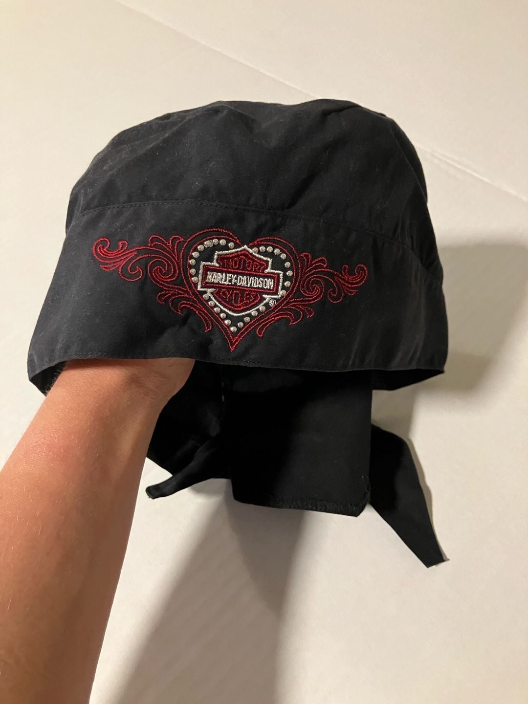 Harley-Davidson Black Headwrap with Heart Logo 7