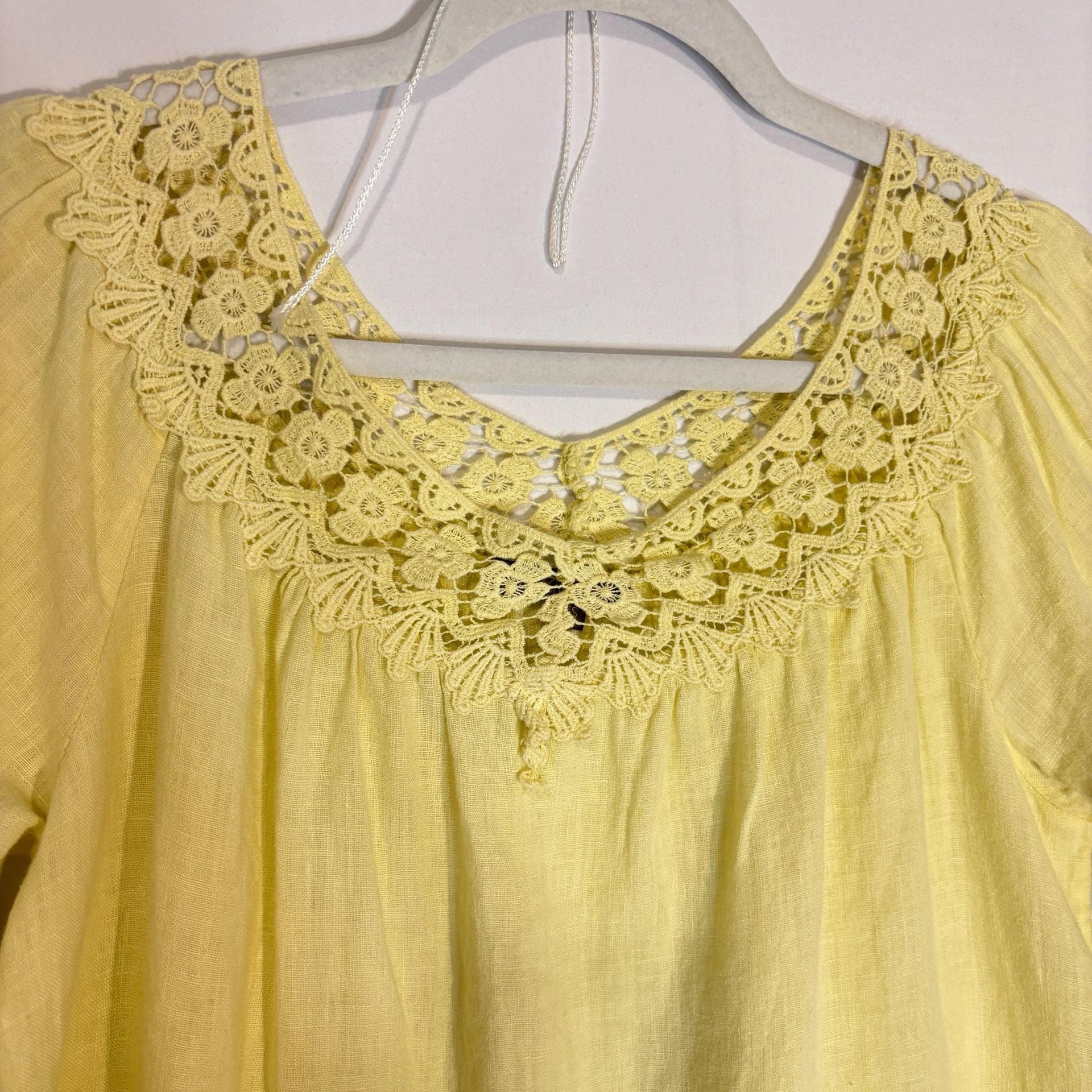 Piazza Roma Made in Italy Yellow Linen Crochet Lace Trim Peasant Top Blouse XS 6