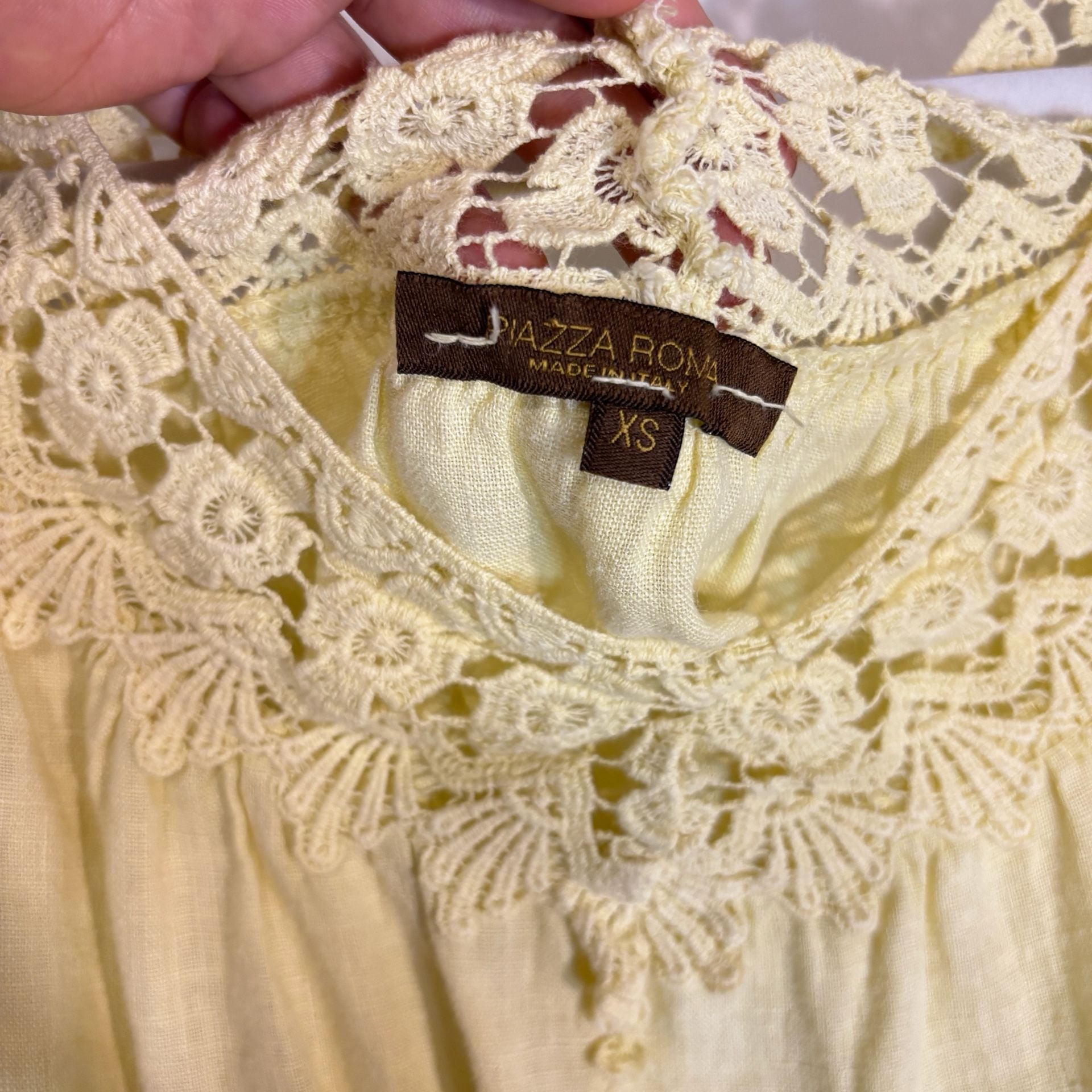 Piazza Roma Made in Italy Yellow Linen Crochet Lace Trim Peasant Top Blouse XS 7