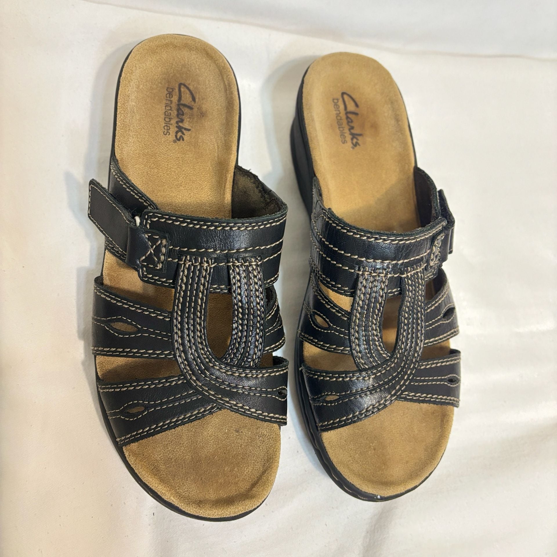 Clarks Bendables Black Leather Wedge Comfort Sandals Size 9 3