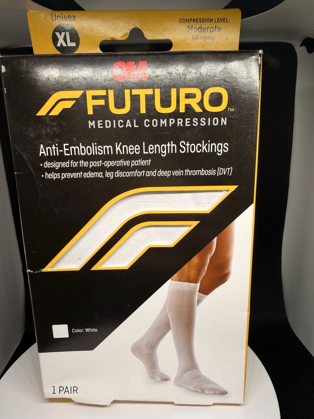 3M Futuro Anti-Embolism Knee Length Stockings Unisex XL Moderate Compression White 1