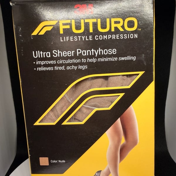 3M Futuro Lifestyle Compression Ultra Sheer Pantyhose Nude Medium Mild Compression 1 Pair