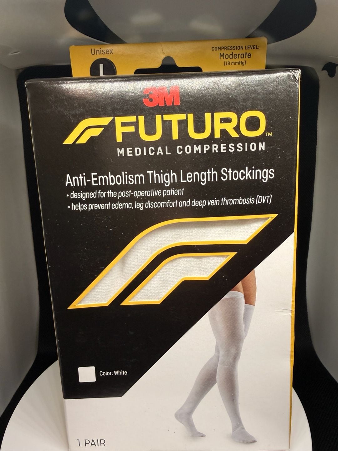 3M Futuro Anti-Embolism Thigh Length Stockings Unisex Large White Moderate Compression 1