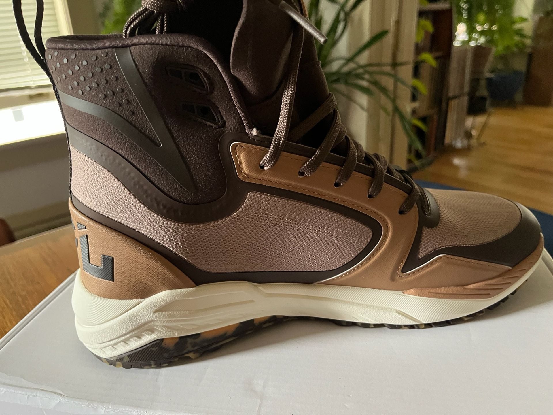 APL Athletic Propulsion Labs Men's Techloom Defender Almond/Chocolate Size 10.5 4