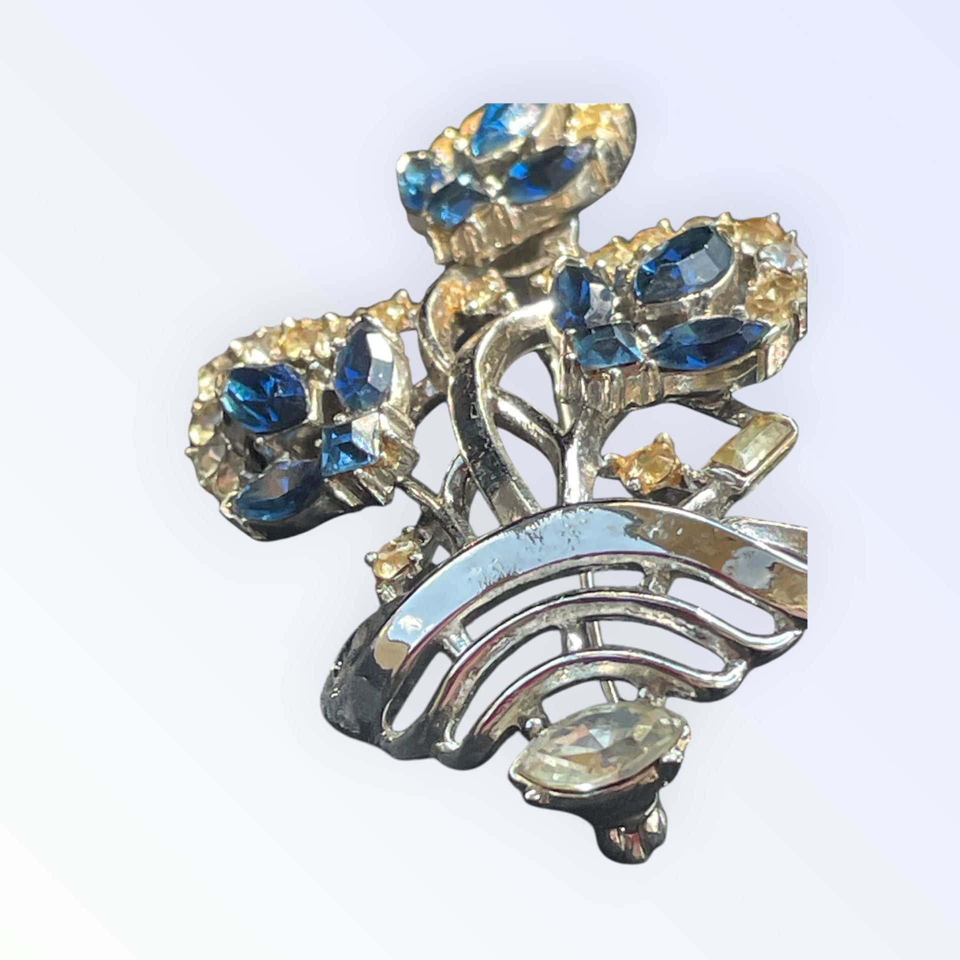 Vintage Trifari Pat Pend Blue and Yellow Rhinestone Flower Basket Brooch 3