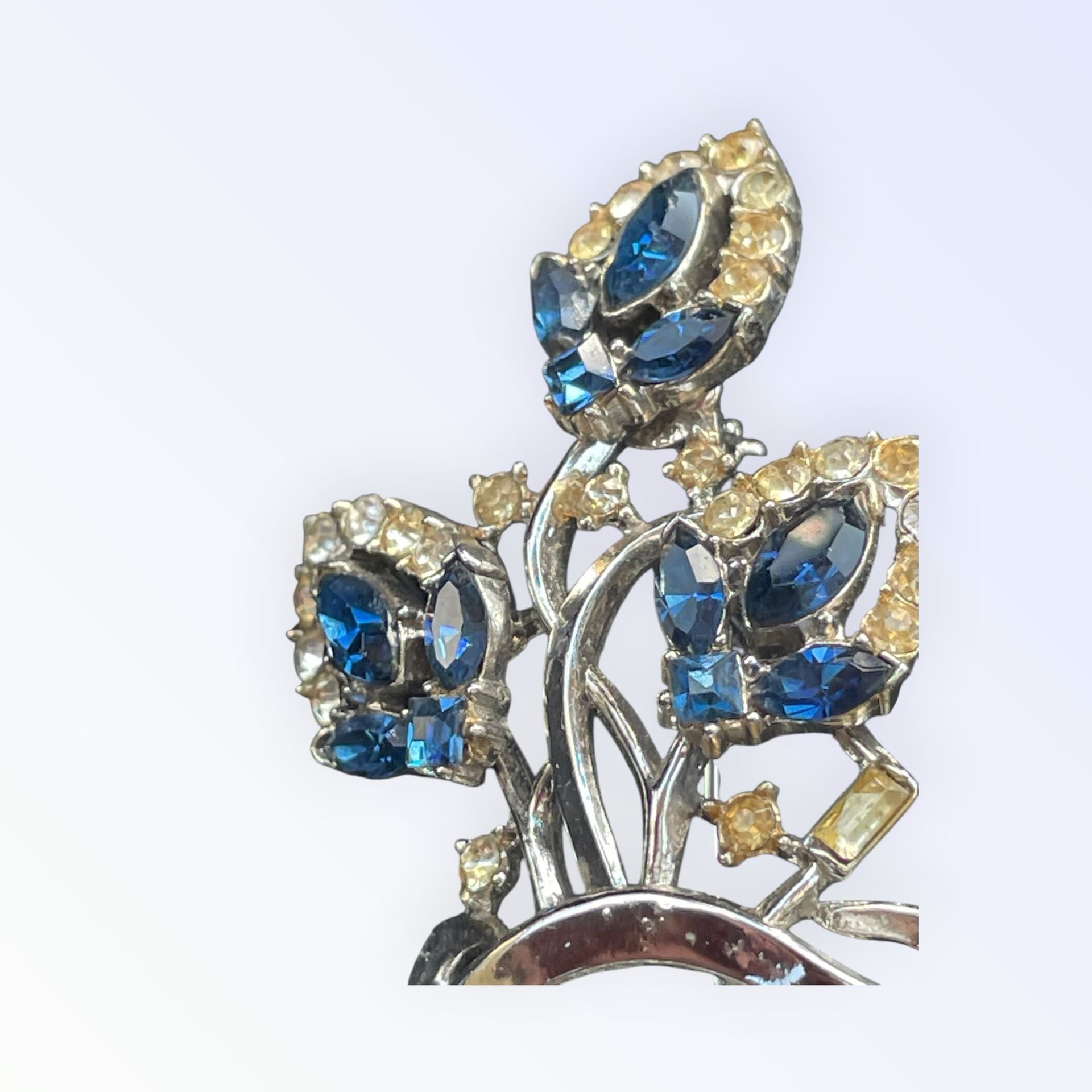 Vintage Trifari Pat Pend Blue and Yellow Rhinestone Flower Basket Brooch 4