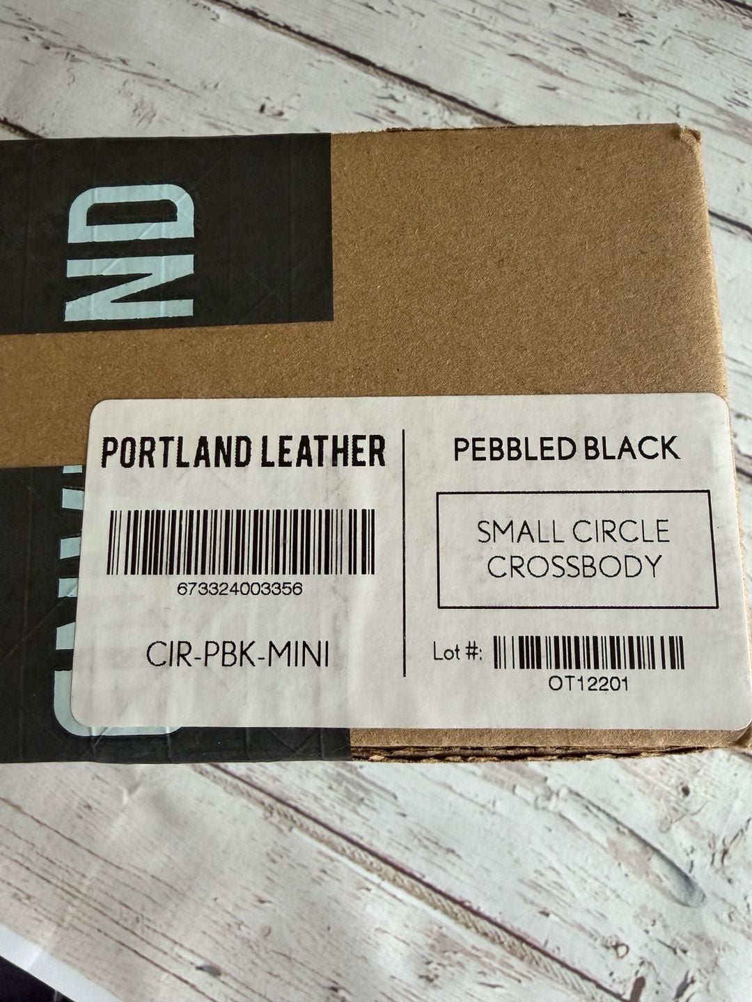 Portland Leather Goods Small Circle Crossbody Bag Pebbled Black 4