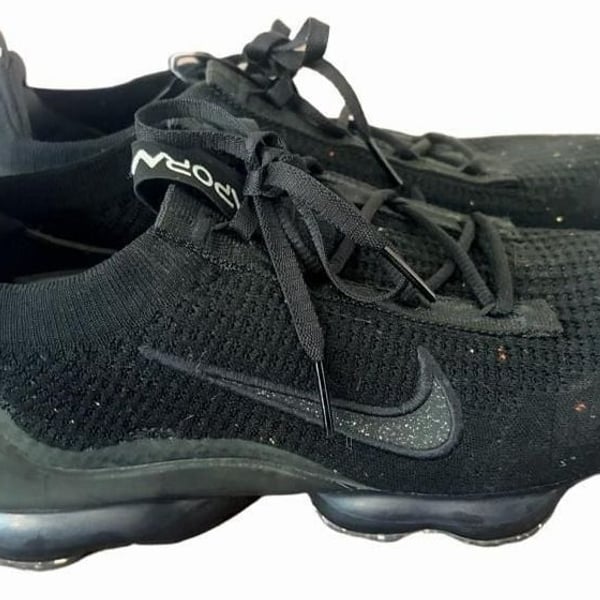 Nike Air VaporMax 2021 Flyknit Black Women's Size 10