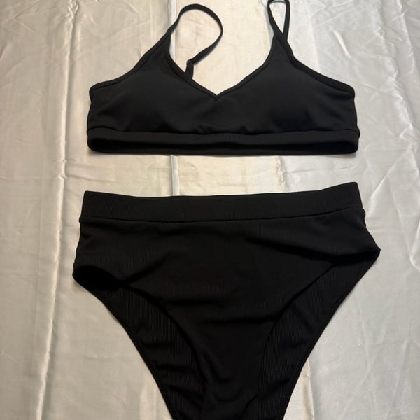 Women's Black Ribbed Two-Piece Bikini Set Size XL