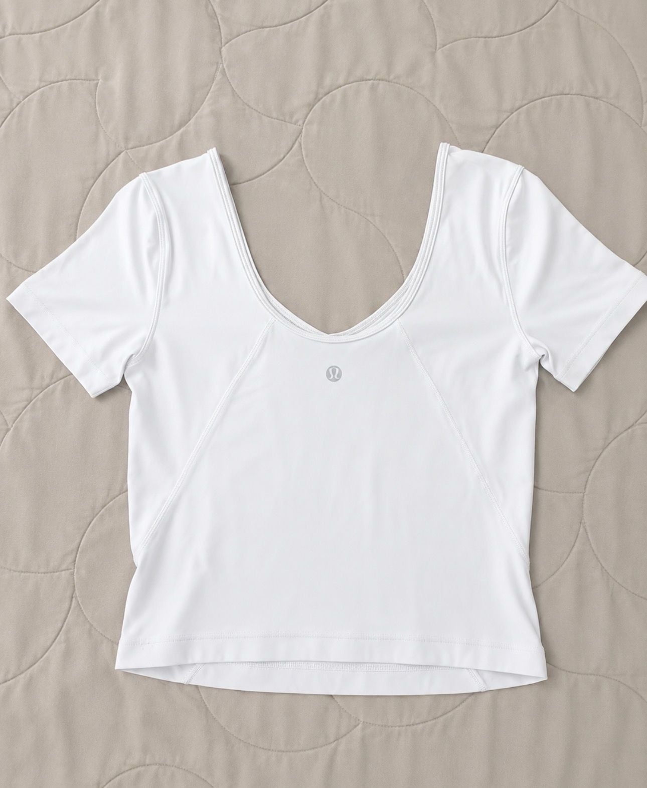 Lululemon Align T-Shirt White Nulu Crop Top Approx Size 4 3
