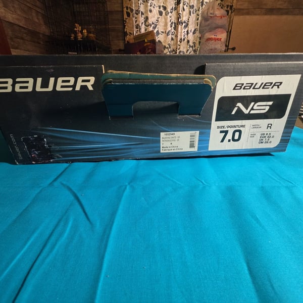 Bauer NS Senior Ice Hockey Skates Size 7.0 R
