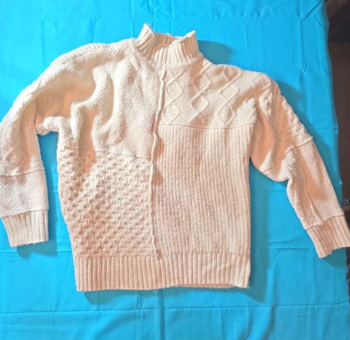 American Eagle Cream Chunky Cable Knit Fisherman Turtleneck Sweater 2