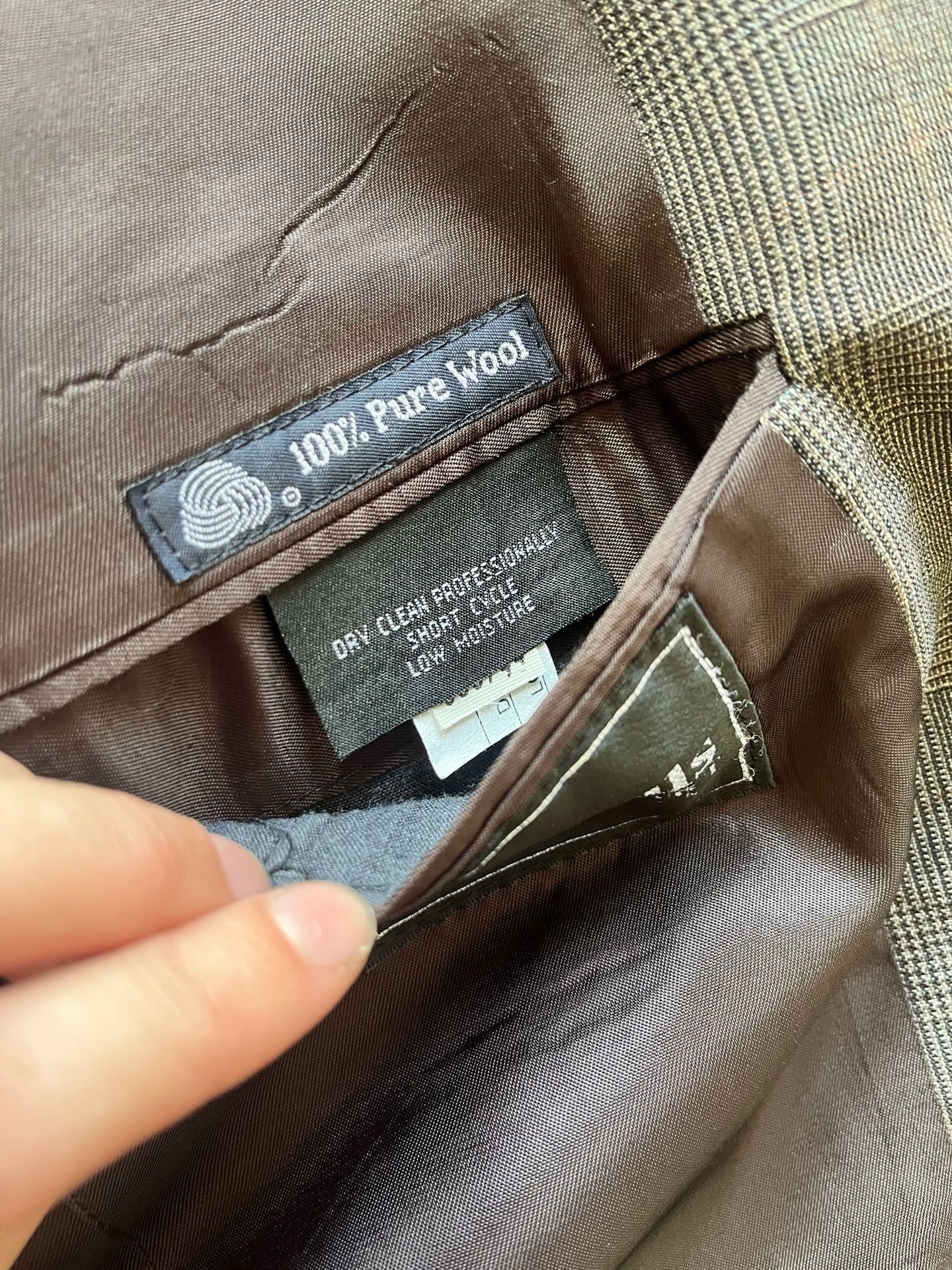 Burberrys Vtg 100% Wool Gray Plaid Suit Mitchells of Westport Union Tag 42R 36 8