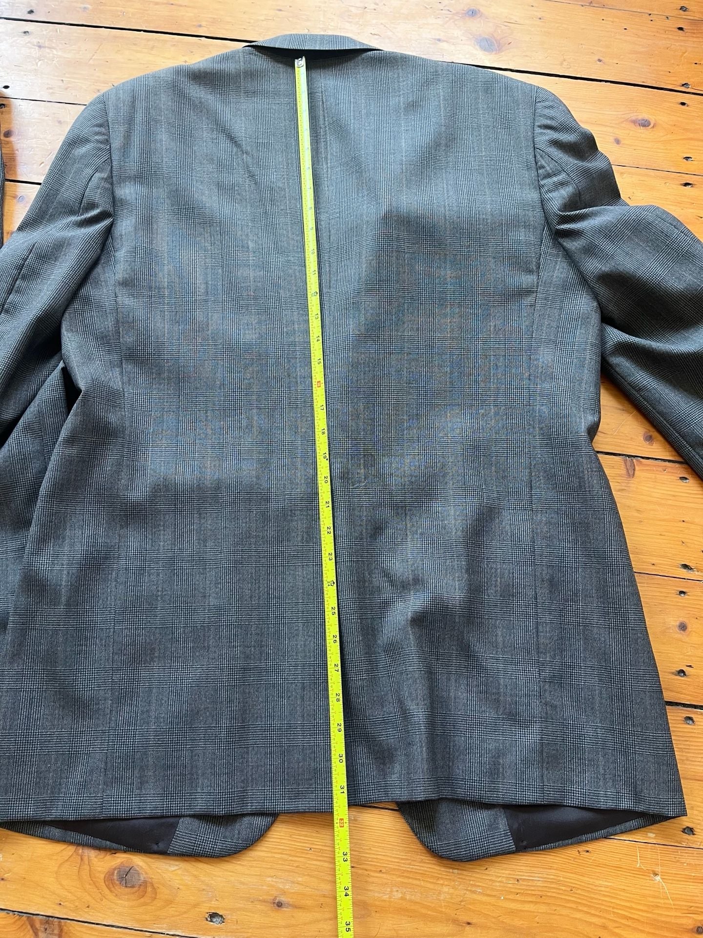 Burberrys Vtg 100% Wool Gray Plaid Suit Mitchells of Westport Union Tag 42R 36 11