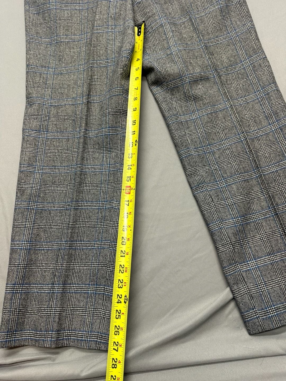 Hart Schaffner & Marx Aynsley Pure Virgin Wool Plaid Suit Jacket and Pants 9
