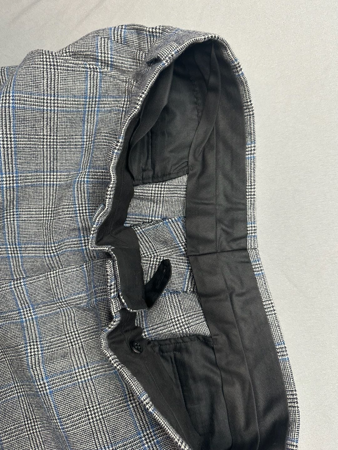 Hart Schaffner & Marx Aynsley Pure Virgin Wool Plaid Suit Jacket and Pants 11