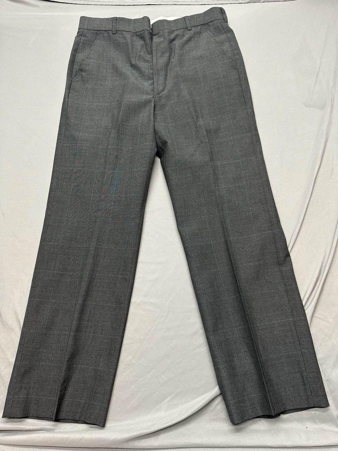 Towncraft Men's Gray Plaid 2-Piece Suit Jacket and Pants Set 2