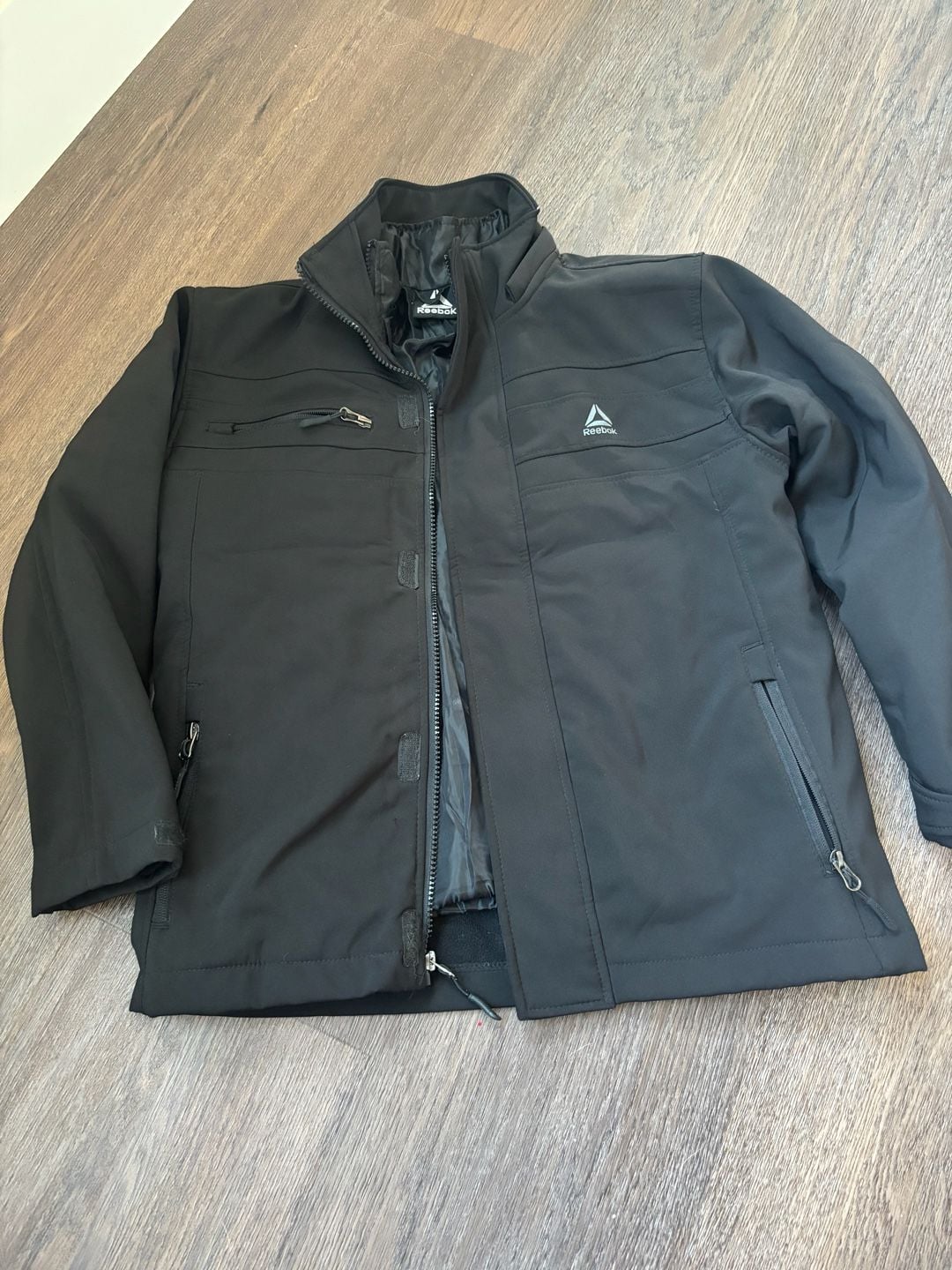 Reebok Boys Black Softshell Full Zip Jacket Size (10/12) 2