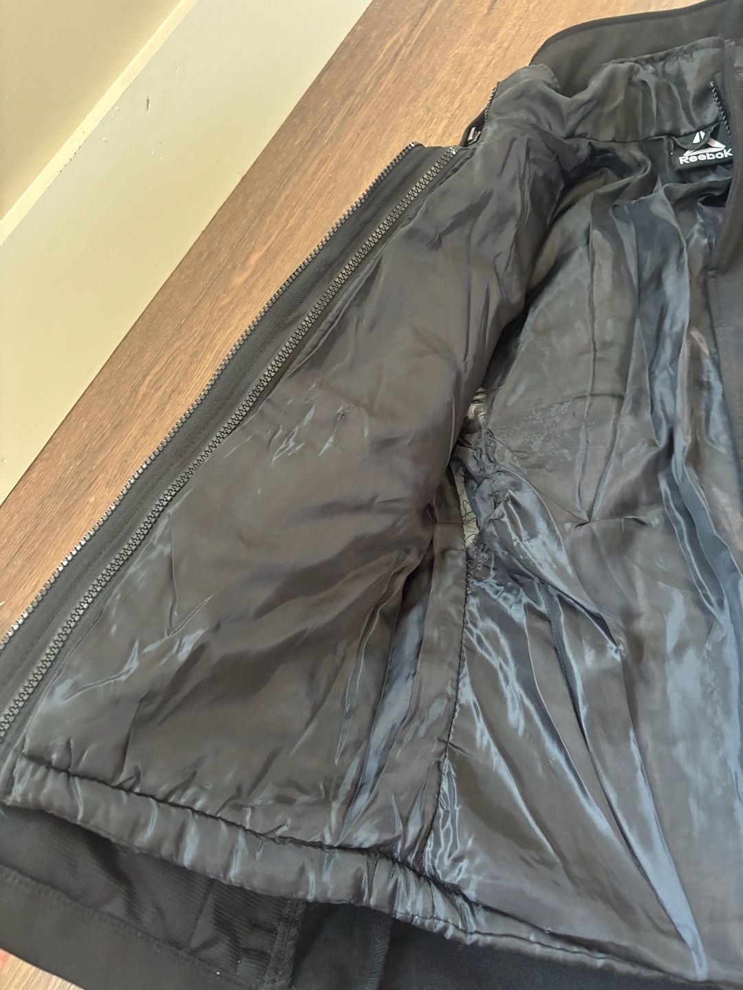 Reebok Boys Black Softshell Full Zip Jacket Size (10/12) 5
