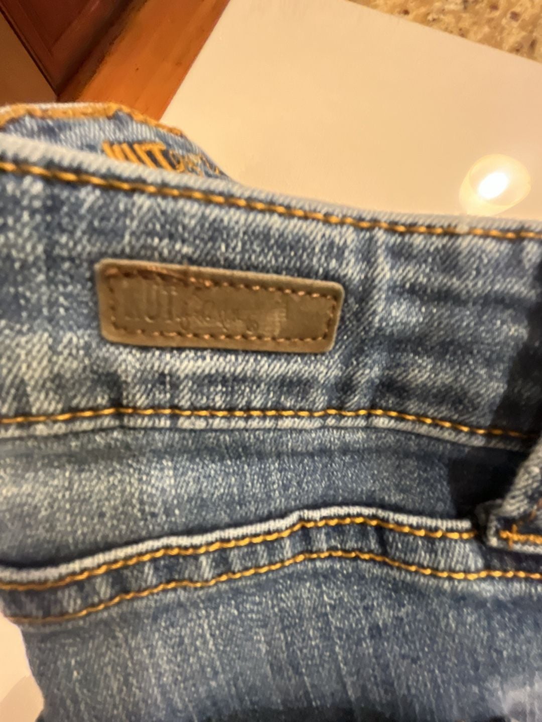 KUT from the Kloth Light Wash Skinny Jeans Size 6 2