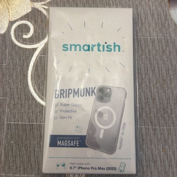 Smartish Gripmunk MagSafe Compatible Case for 6.7" iPhone Pro Max (2022) - Nothin' to Hide