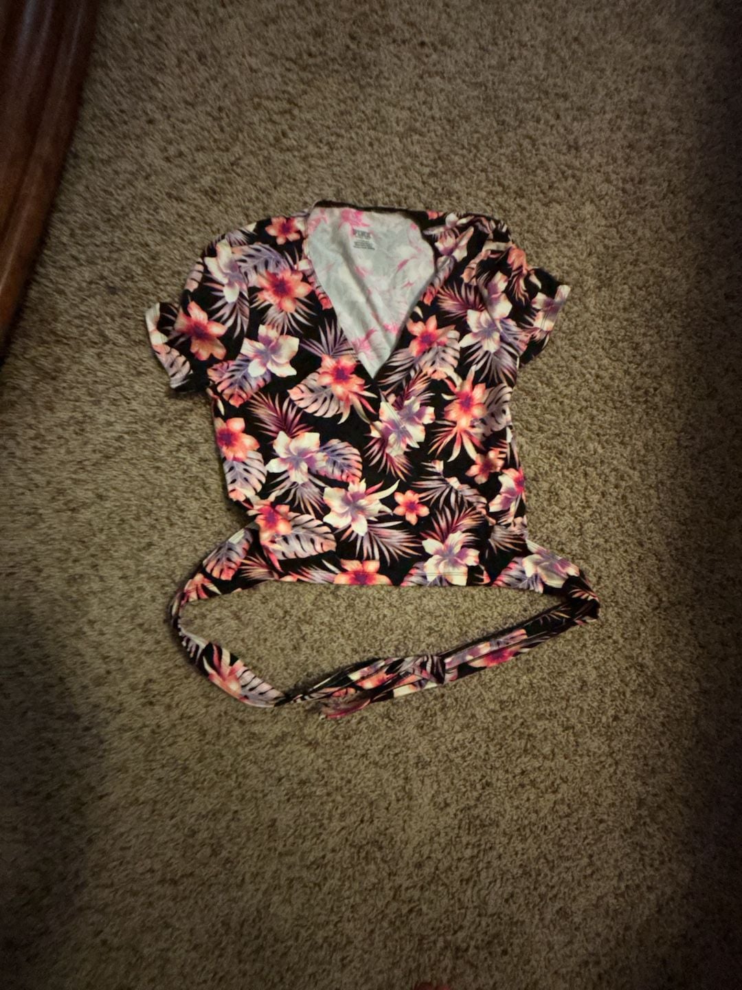 Victoria's Secret PINK Hawaiian Floral swim & sport Wrap Top and Bottoms Set 2