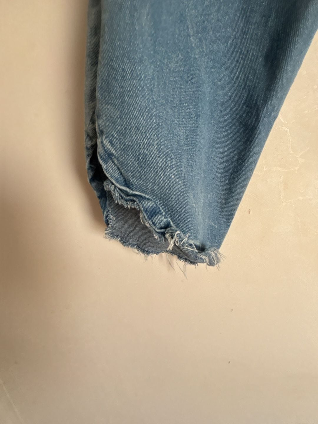 Sofia Jeans by Sofia Vergara Leslie Slim Straight Frayed Hem Jeans Sz 10 6