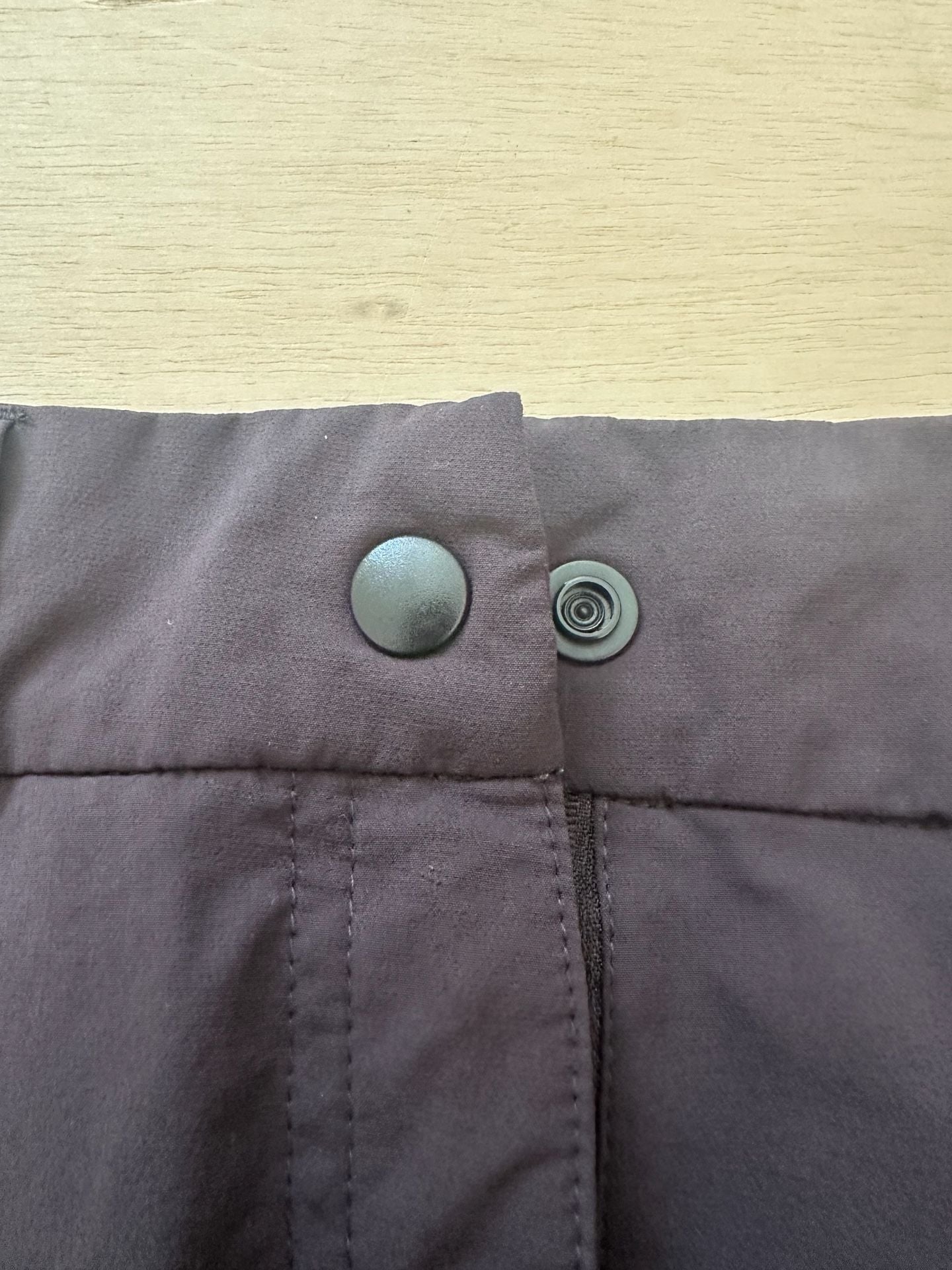 abendroth Women's Black Hiking Pants Size 4 - Missing Belt Loop 3