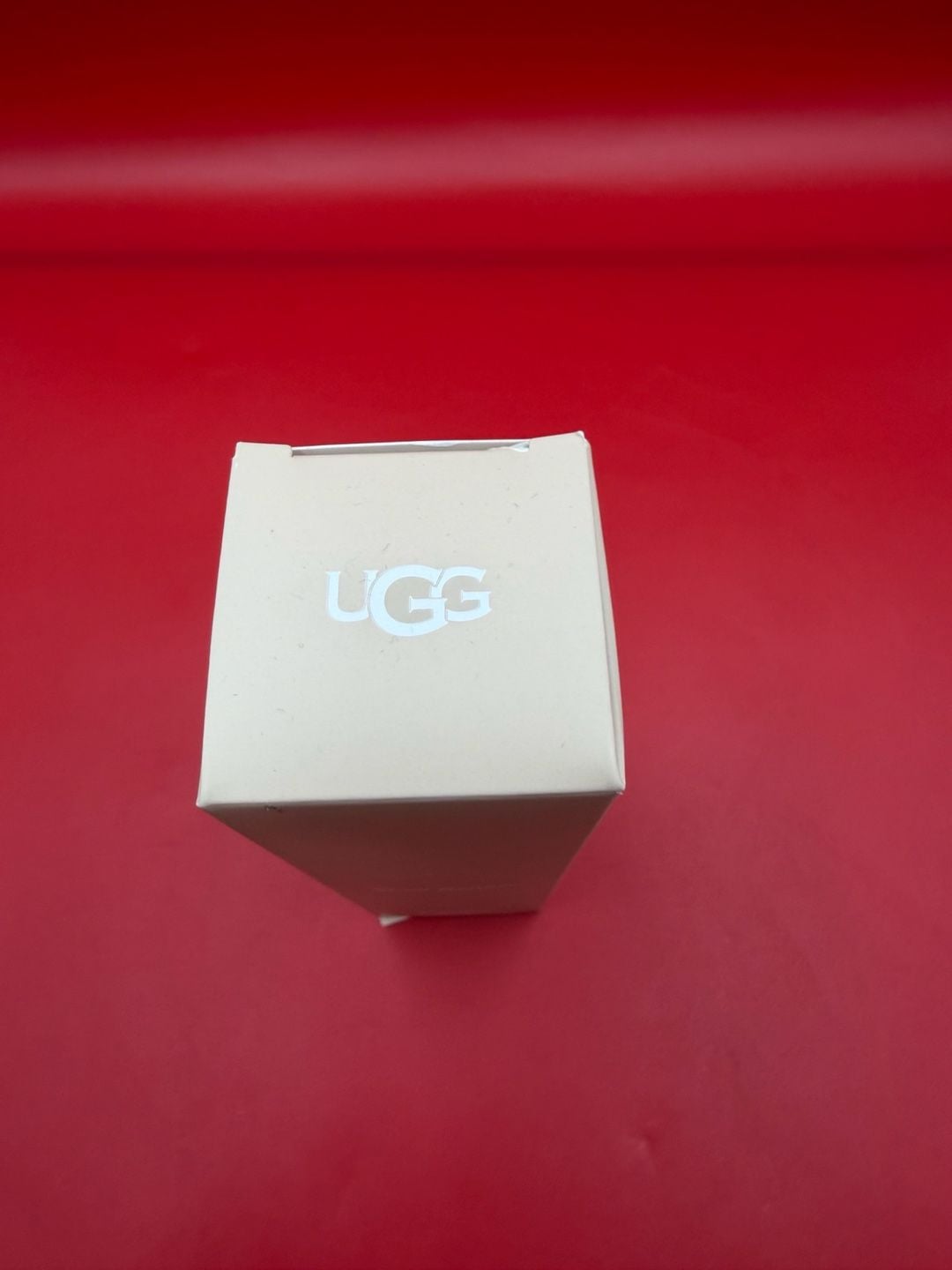 UGG Shoe Renew Cleans and Deodorizes Insoles 6 FL. OZ. / 177 ML 4