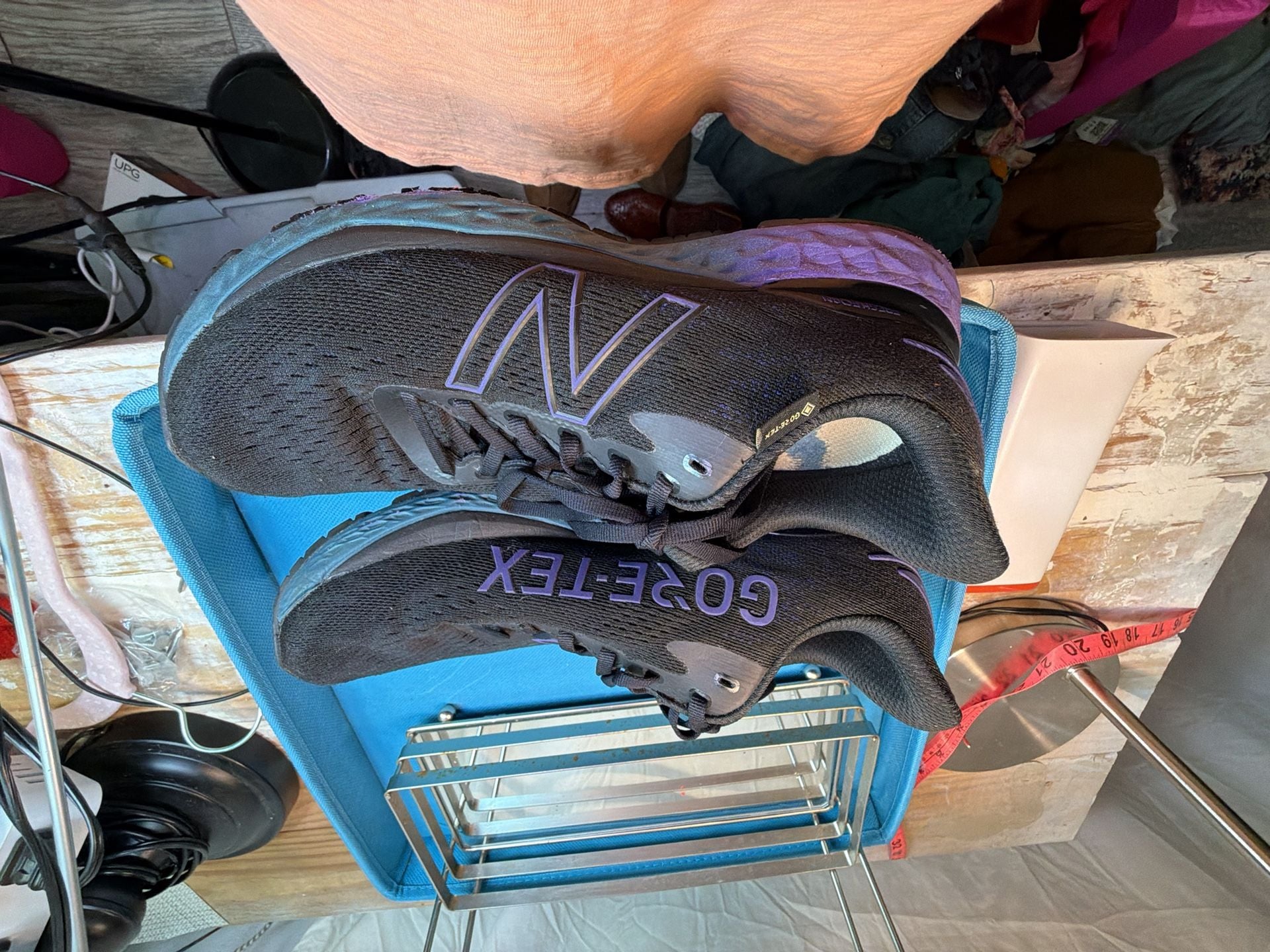 New Balance Fresh Foam 880v11 Gore-TEX Women's Running Shoes Black Purple W11 M9 4