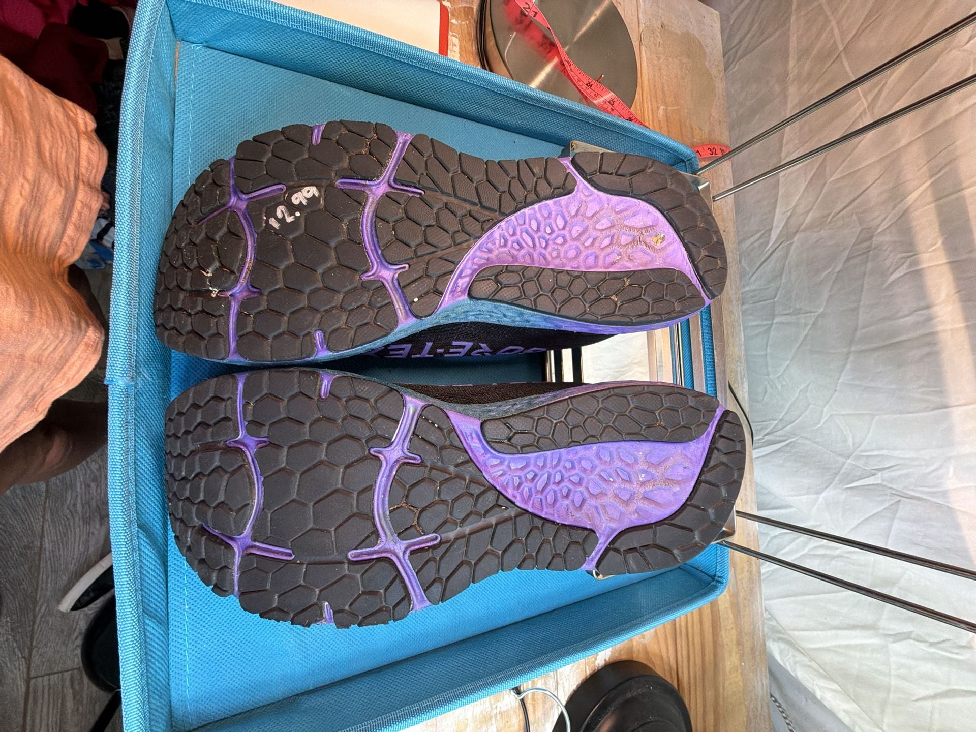 New Balance Fresh Foam 880v11 Gore-TEX Women's Running Shoes Black Purple W11 M9 6