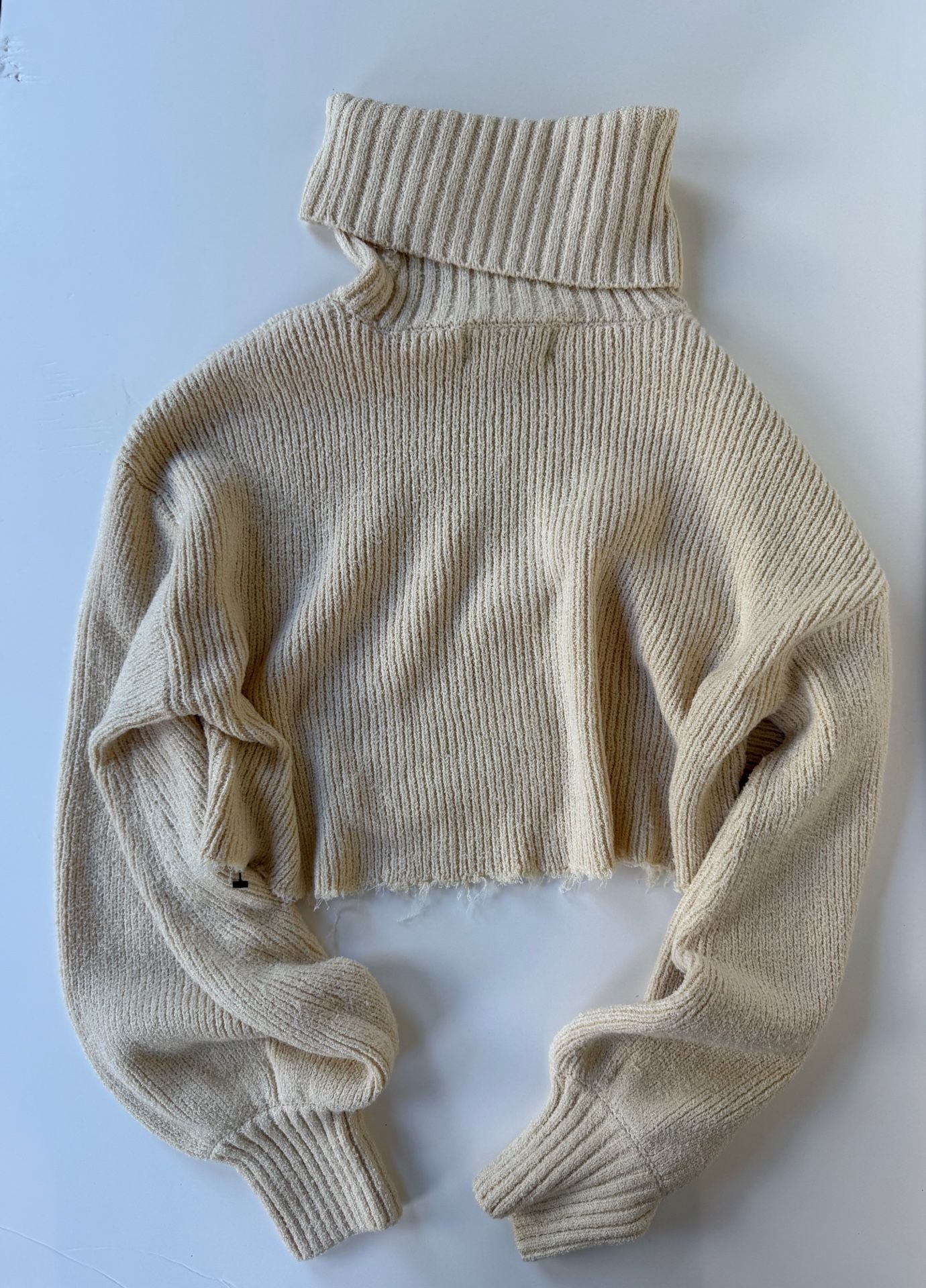 NWT L'Academie Cream Ribbed Knit Cropped Turtleneck Sweater 5