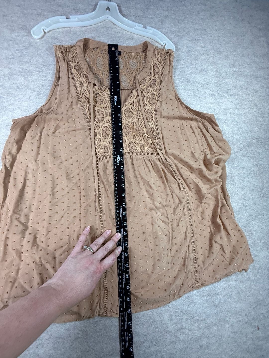 Torrid Rust Crinkle Gauze Sleeveless Clip Dot Texture Top 10