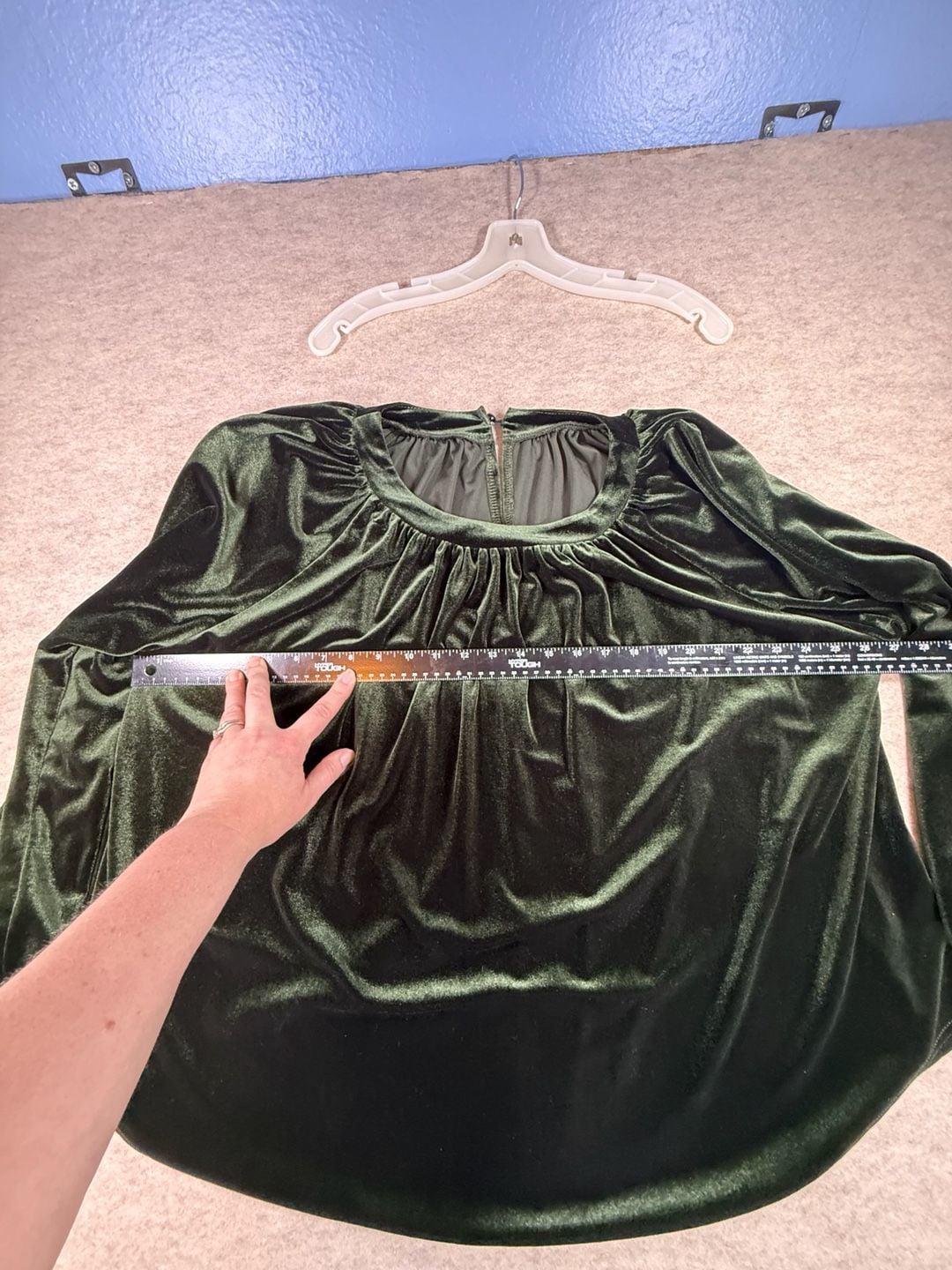 Womens emerald Dark Green Velvet Long Sleeve Ruched Crewneck Tunic Blouse Shirt 4