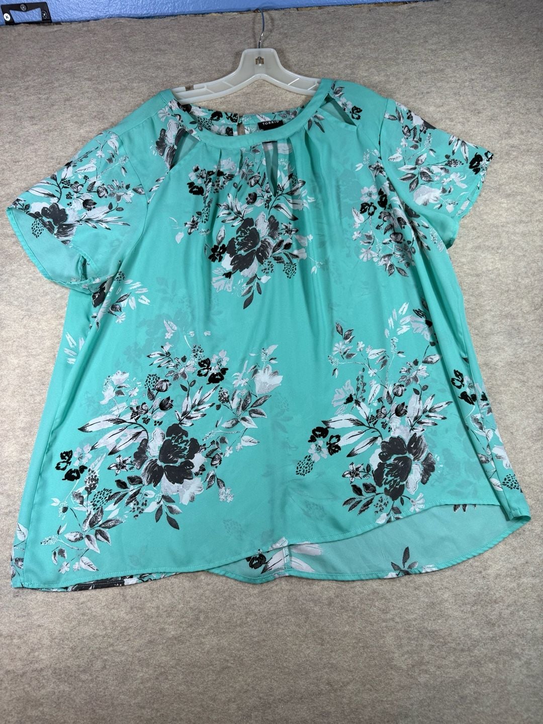 Torrid Women's Aqua Blue Floral Print Sheer Short Sleeve Blouse Size 2 2X 6