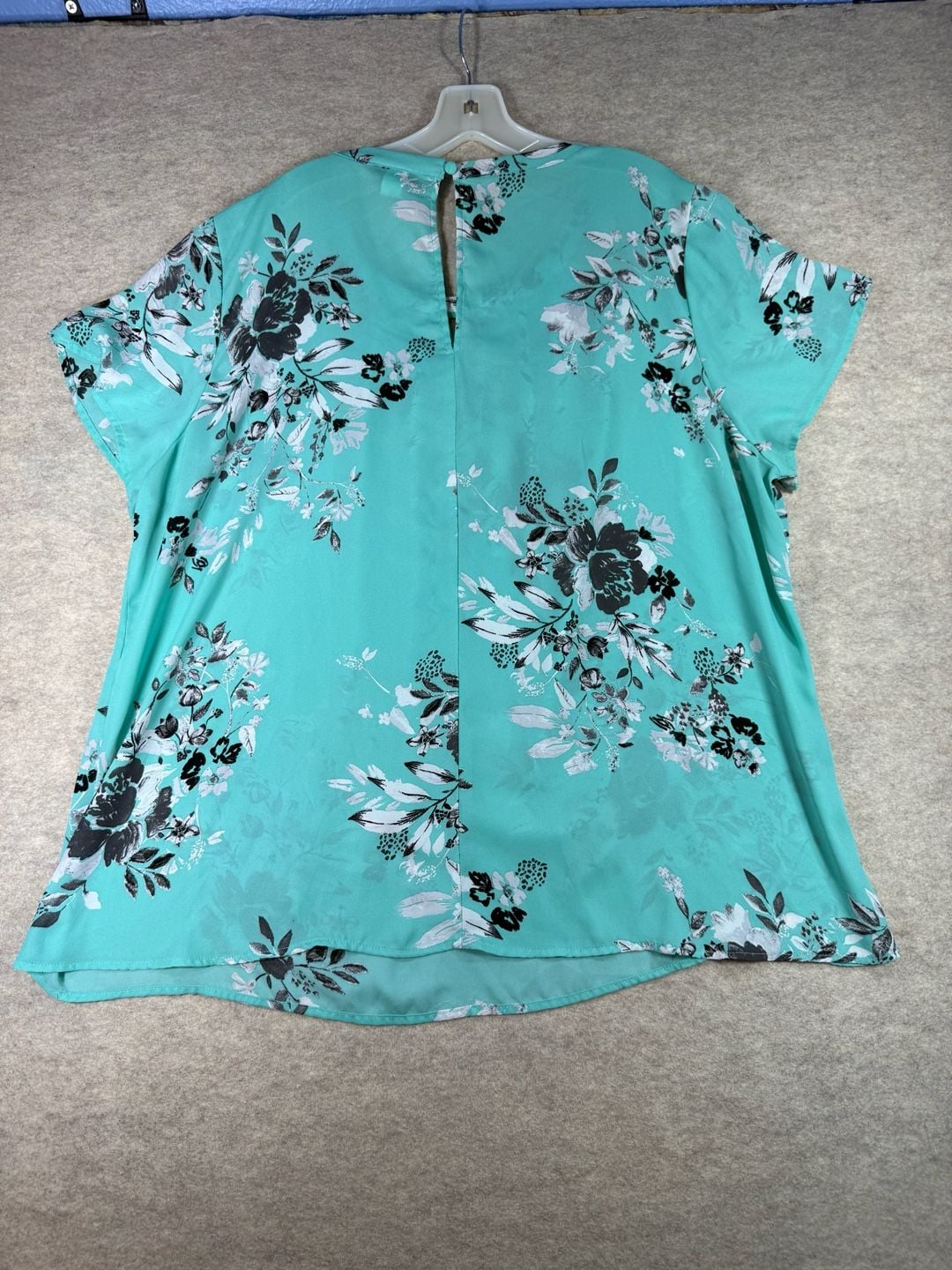 Torrid Women's Aqua Blue Floral Print Sheer Short Sleeve Blouse Size 2 2X 11