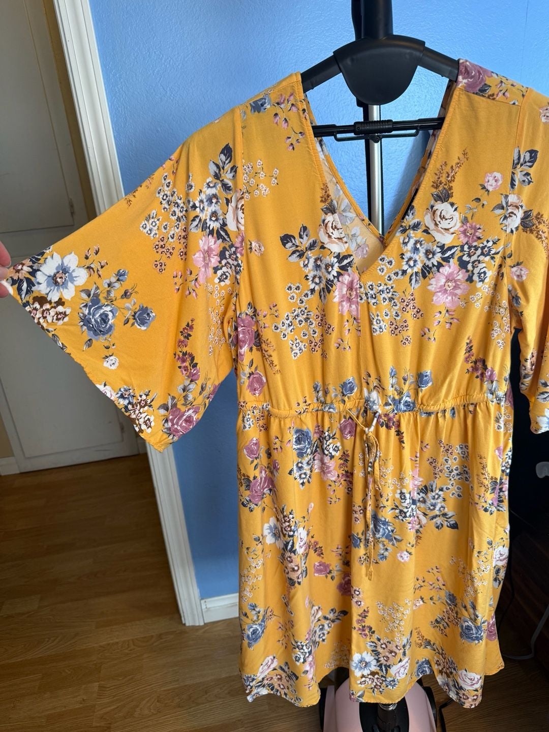 Torrid Yellow Floral Challis V-Neck Flutter Sleeve Drawstring Waist Dress Size 2X 9