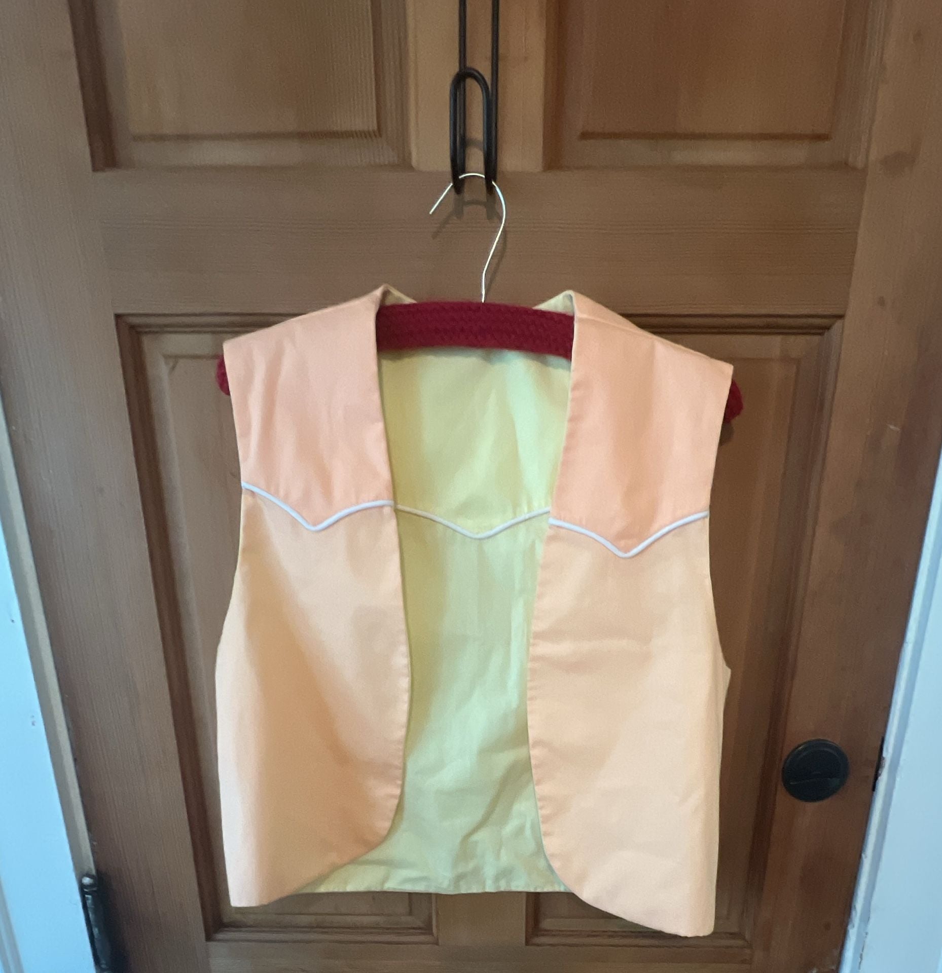 Vintage Reversible Western Yoke Sleeveless Vest Peach Yellow 2